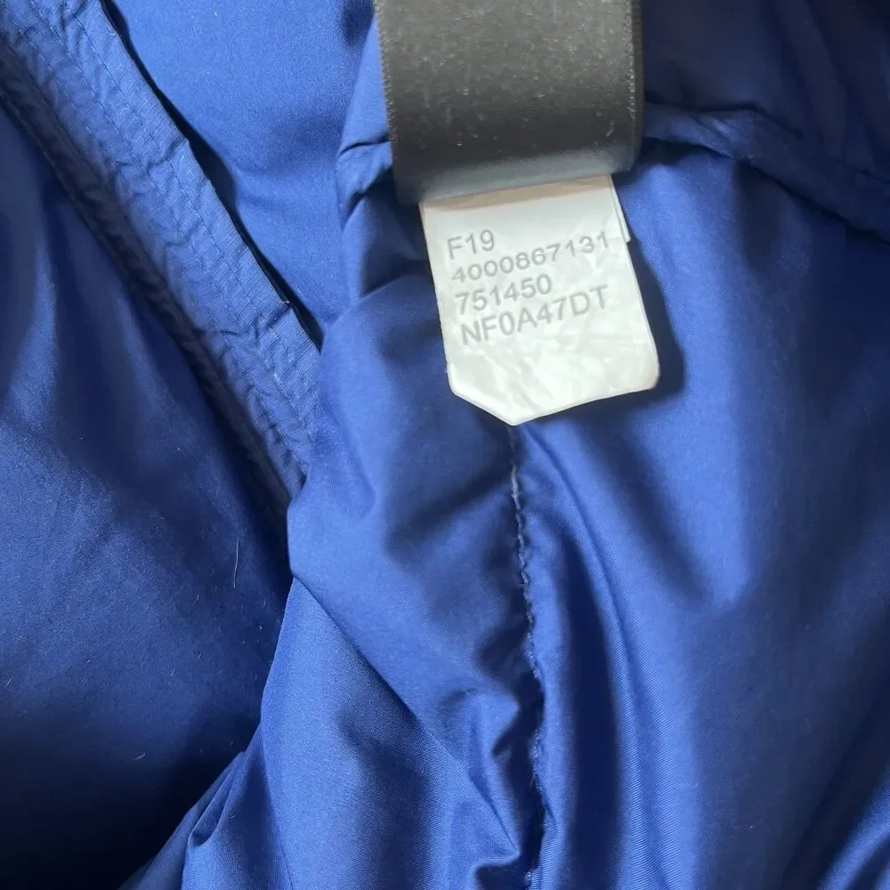 The North Face 550 Down Puffer Vest Mens Size XL Blue Full Zip Pockets Logo